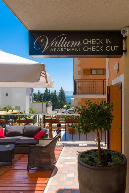 Apartments Vallum Bol Exterior photo