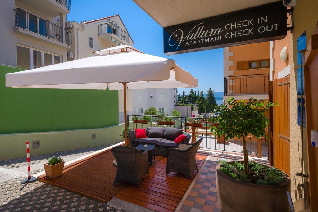 Apartments Vallum Bol Exterior photo