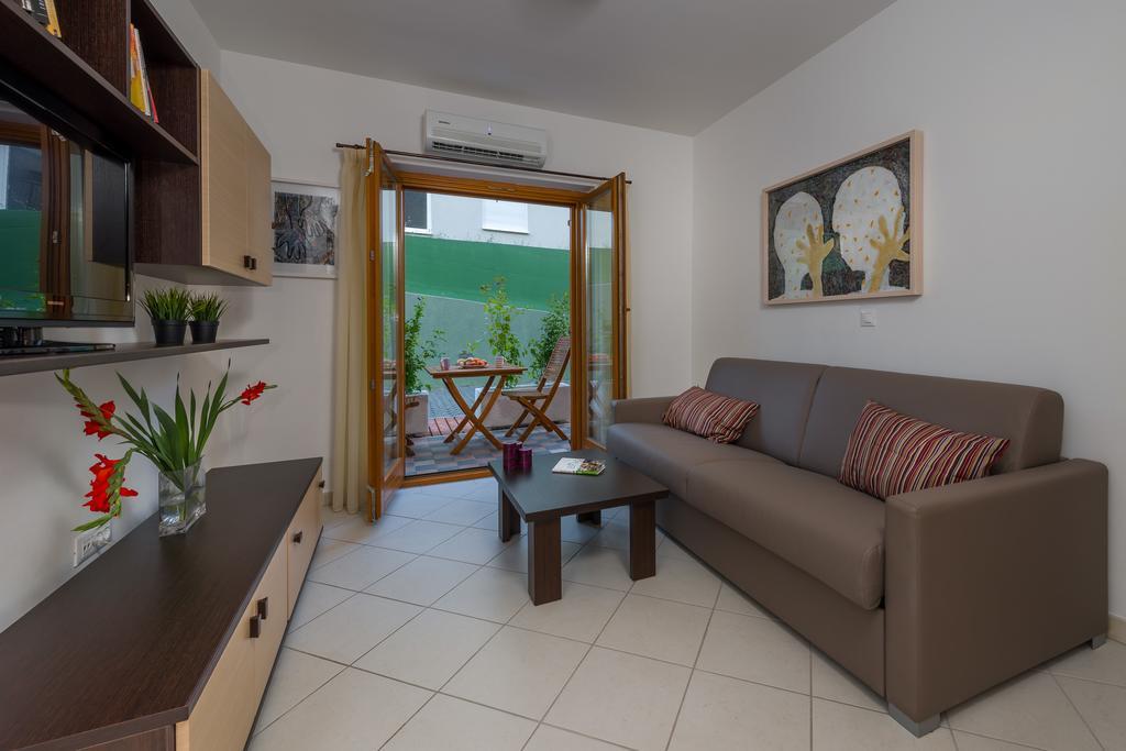 Apartments Vallum Bol Room photo