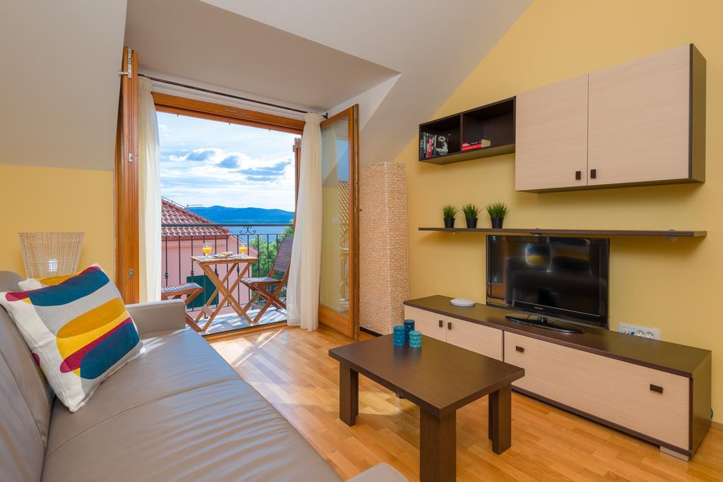 Apartments Vallum Bol Exterior photo